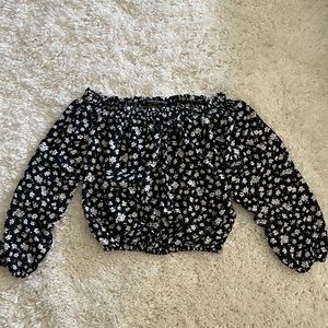 Brandy Melville Cropped Off Shoulder Floral Top